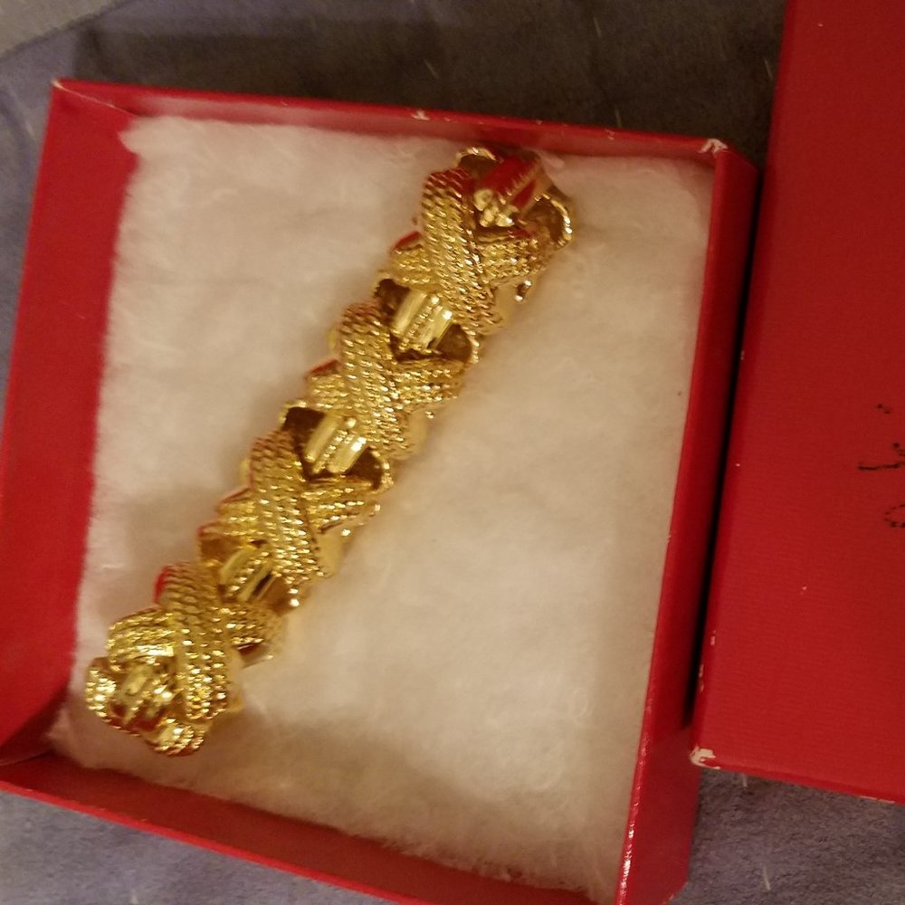 Ivana vintage Gold Plated Bracelet 1990's Vintage X bracelet